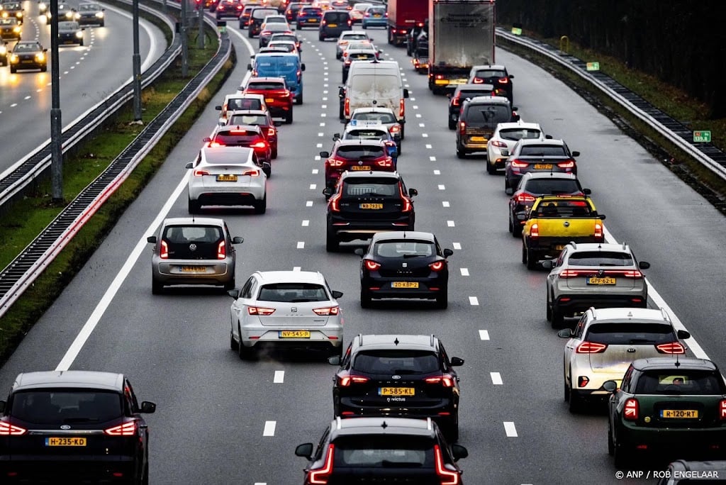 Oproep Rijkswaterstaat mijden A2 vanwege files weer ingetrokken 