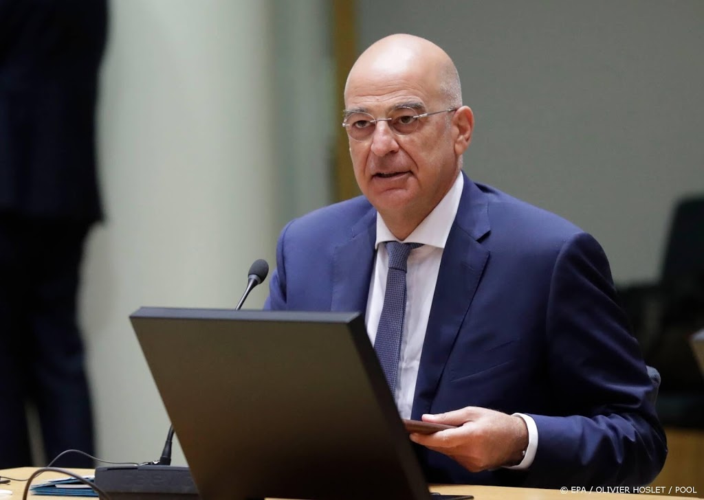 Turkije laat vliegtuig met Griekse minister wachten