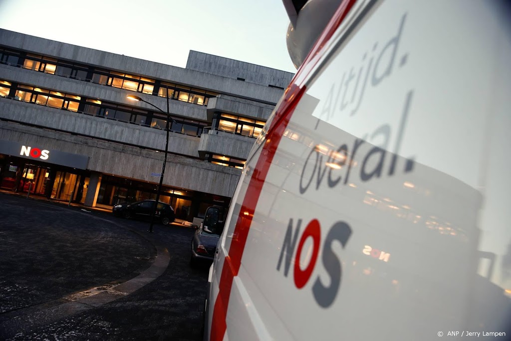 NOS haalt logo's van satellietwagens na aanhoudende bedreigingen