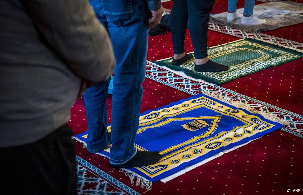 NRC: gemeenten doen undercover onderzoek bij moskeeën