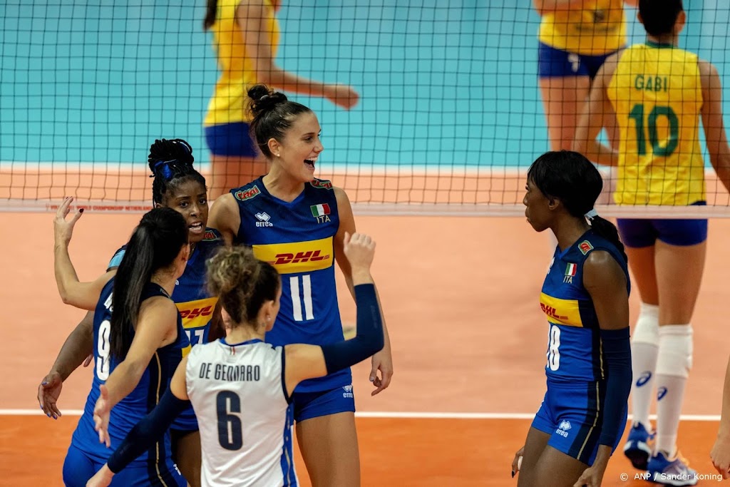Italiaanse volleybalsters veroveren bij WK in Apeldoorn brons