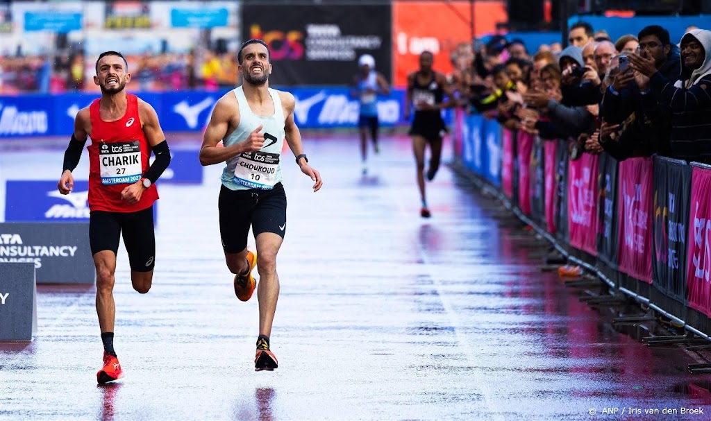 Choukoud mist marathonlimiet door 'koude spieren na regenbui'
