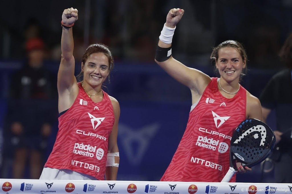 Spaanse koppel Josemaría/Sánchez wint padelfinale in Amsterdam