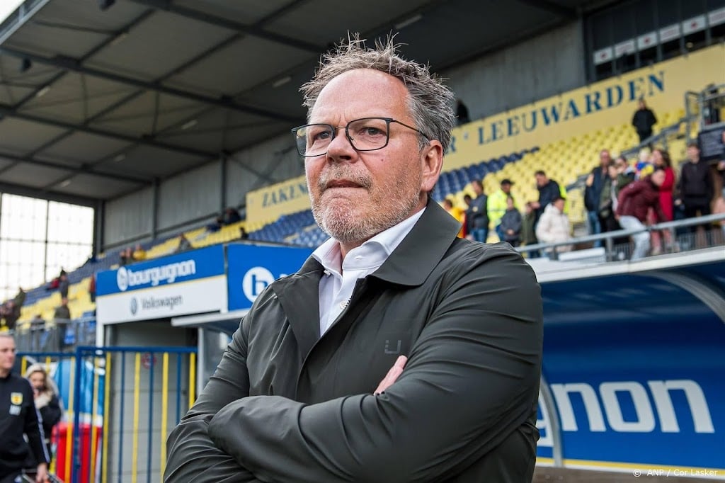 Trainer De Jong ziet bij rentree Cambuur verliezen van NAC Breda