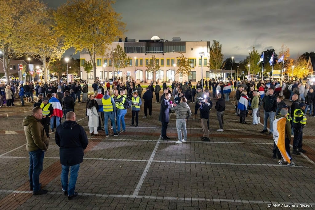 Burgemeester Uithoorn na onrust: we laten ons niet meeslepen