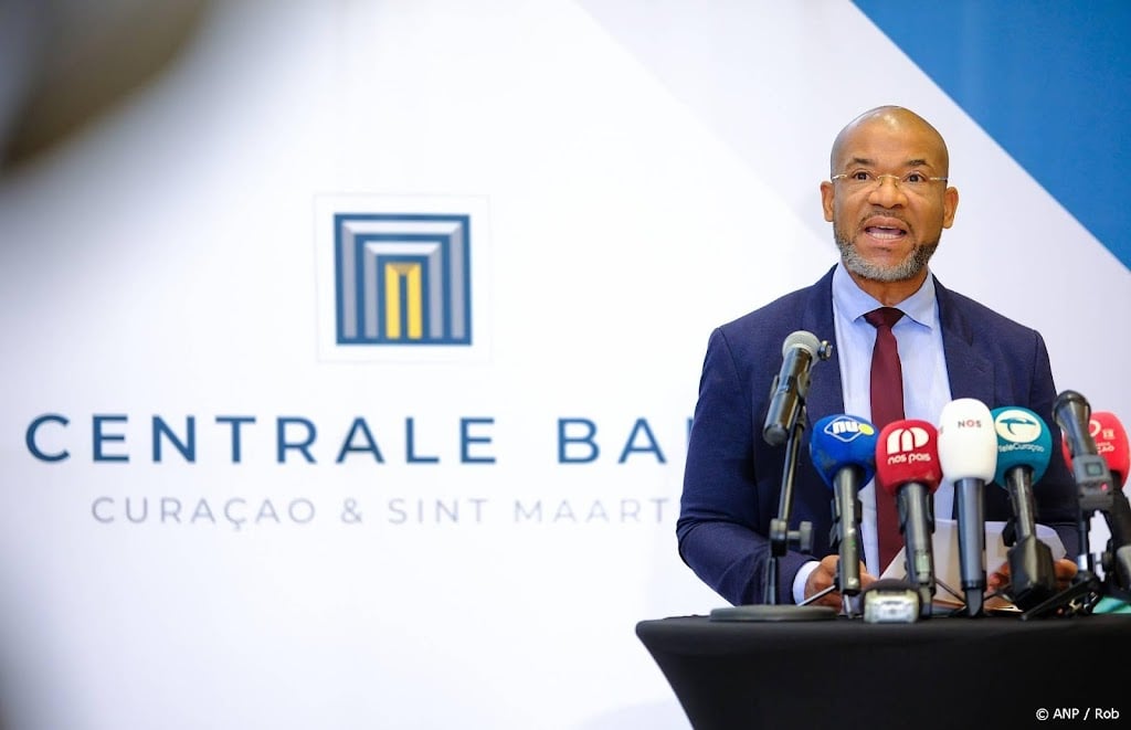 Curaçaose minister Silvania neemt ontslag en gaat parlement in