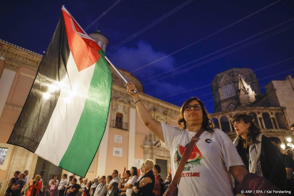 Tienduizenden Spanjaarden staken uit onvrede over Israël