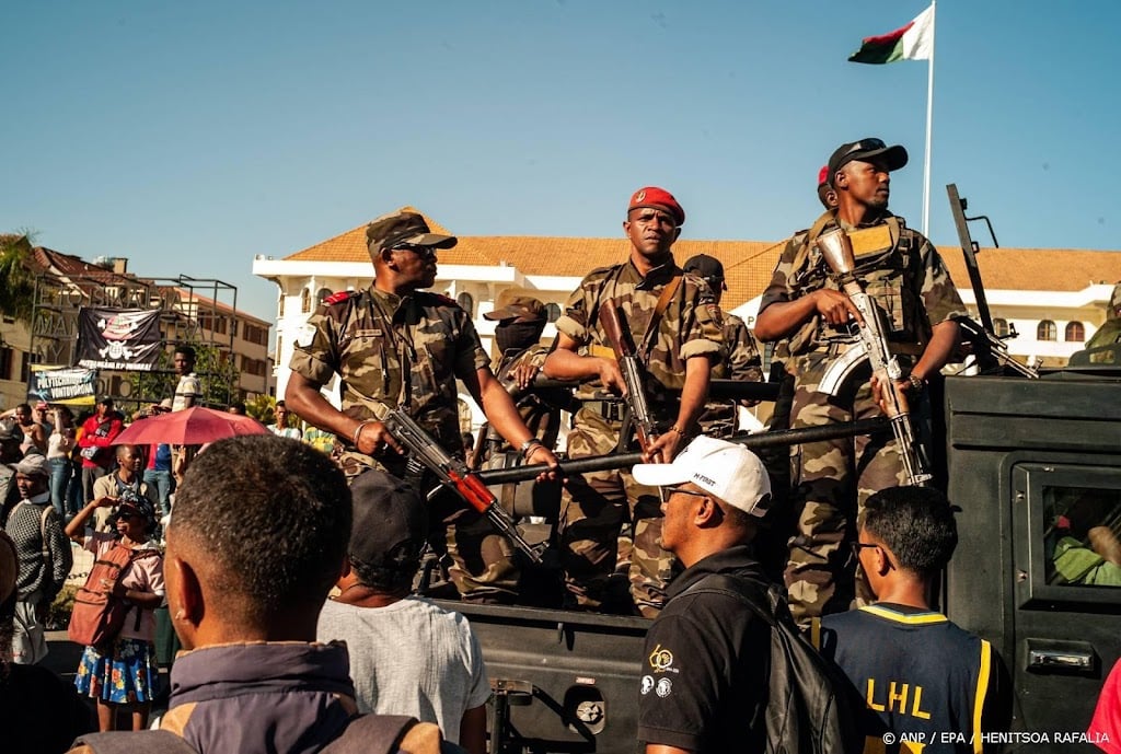 Afrikaanse Unie schorst Madagaskar na afzetting president