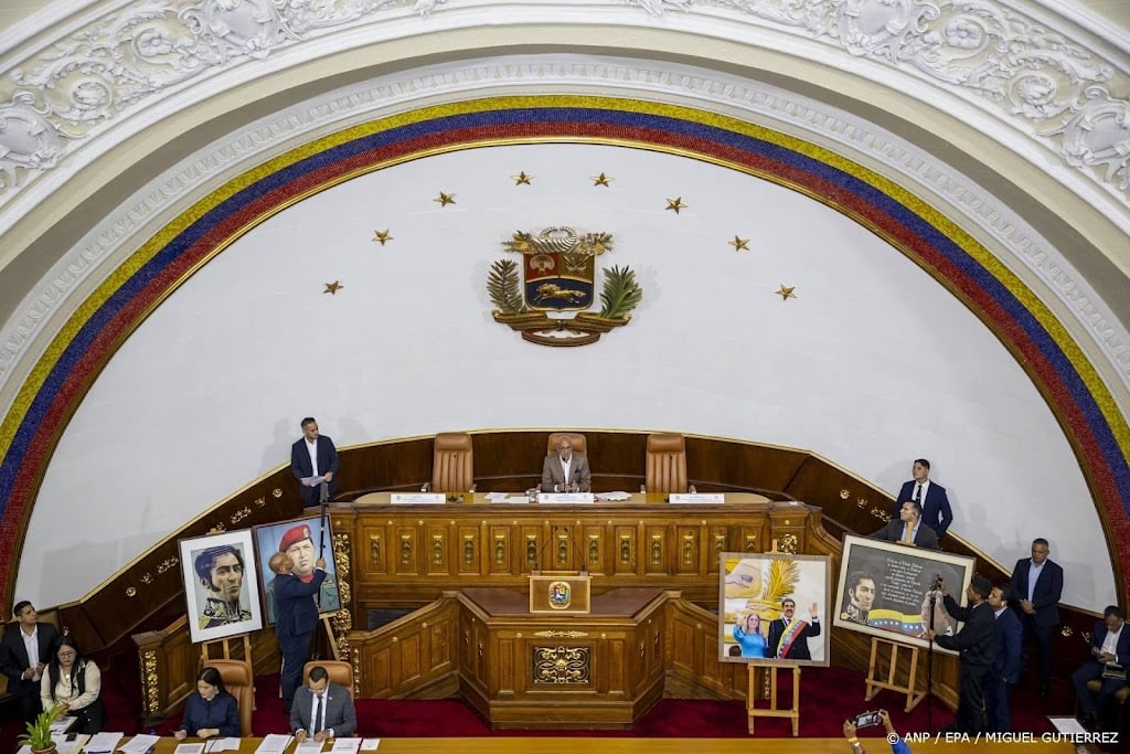 Regering en oppositie Venezuela bespreken democratische overgang
