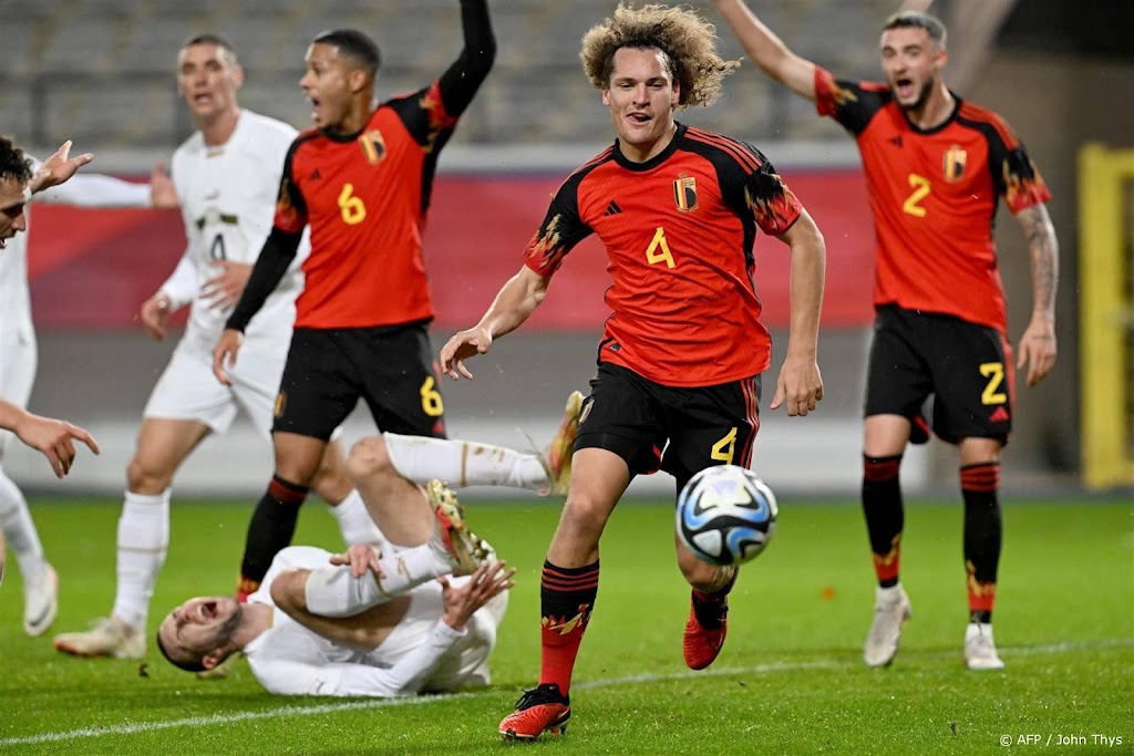 Voetballers van België winnen oefenduel met Servië