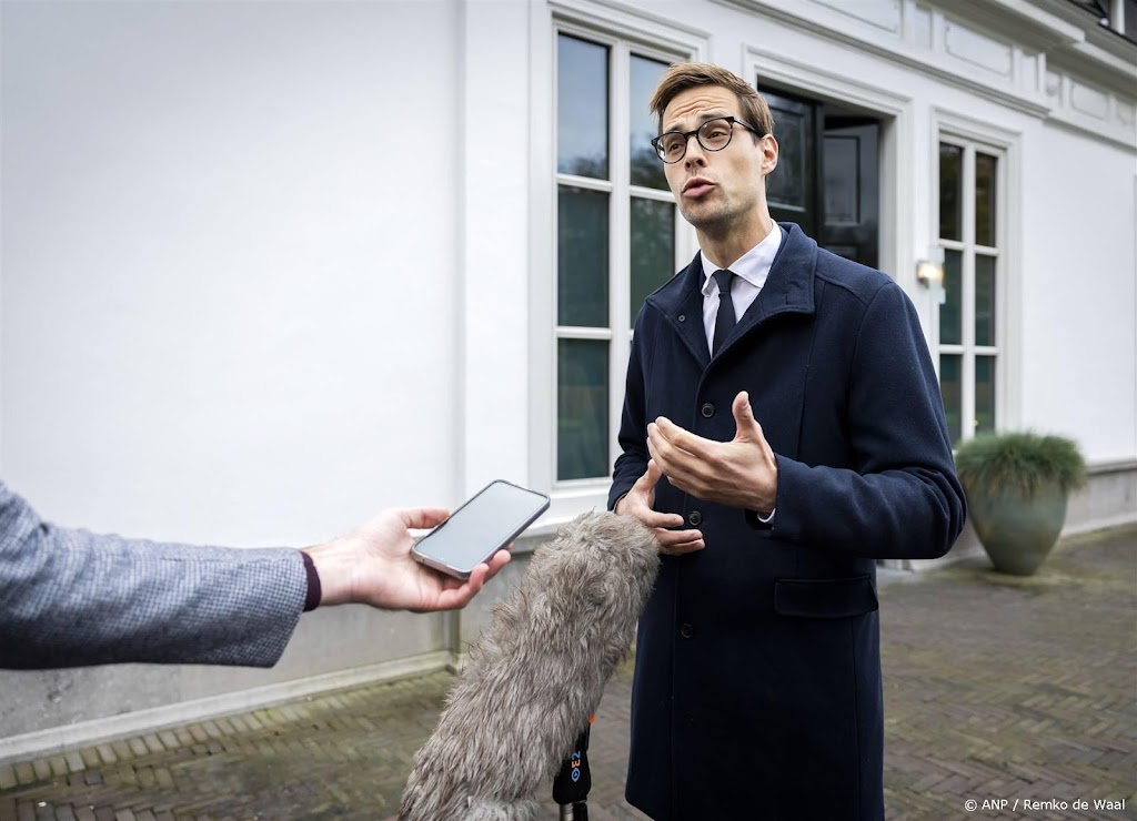 Nobel wil praten met moskeeën na aangifte, wilde niet kwetsen