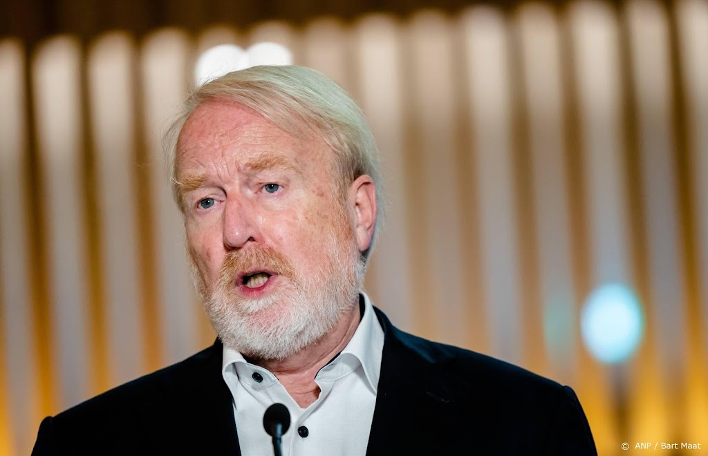 Van Dissel: AstraZeneca lijkt niet te beschermen tegen Omikron
