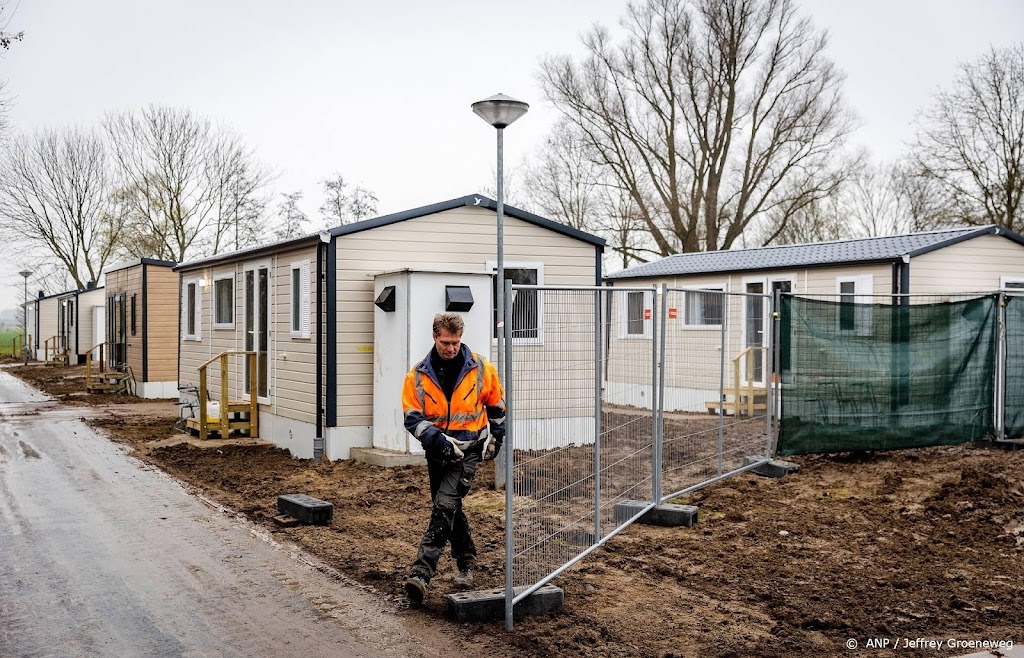 Eerste vluchtelinggezinnen verhuisd uit bossen Heumensoord