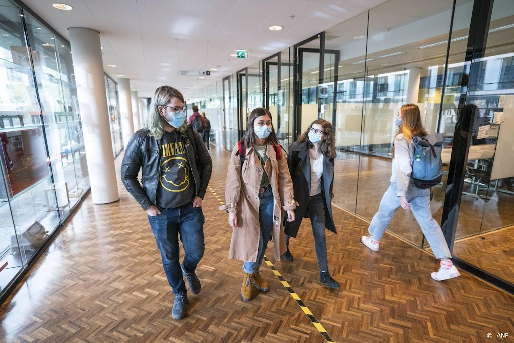 Vakbond: geef ook voortgezet onderwijs langer kerstvakantie