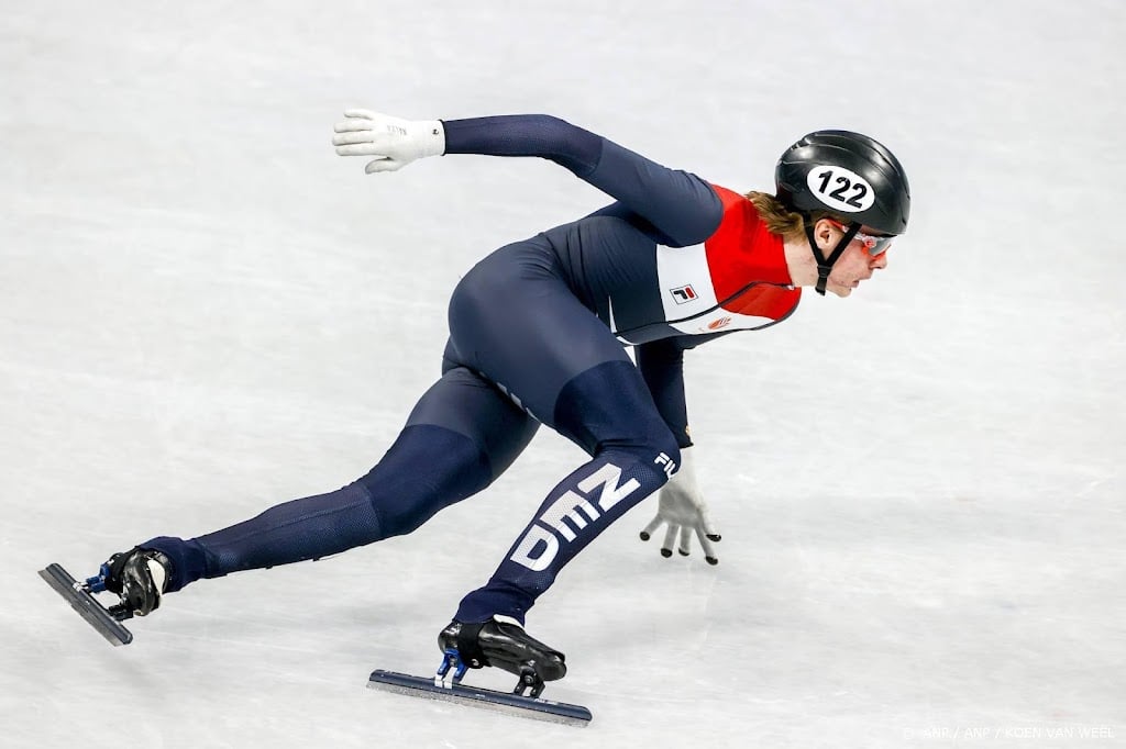 Shorttrackers Van 't Wout en Boer missen wereldbeker door ziekte