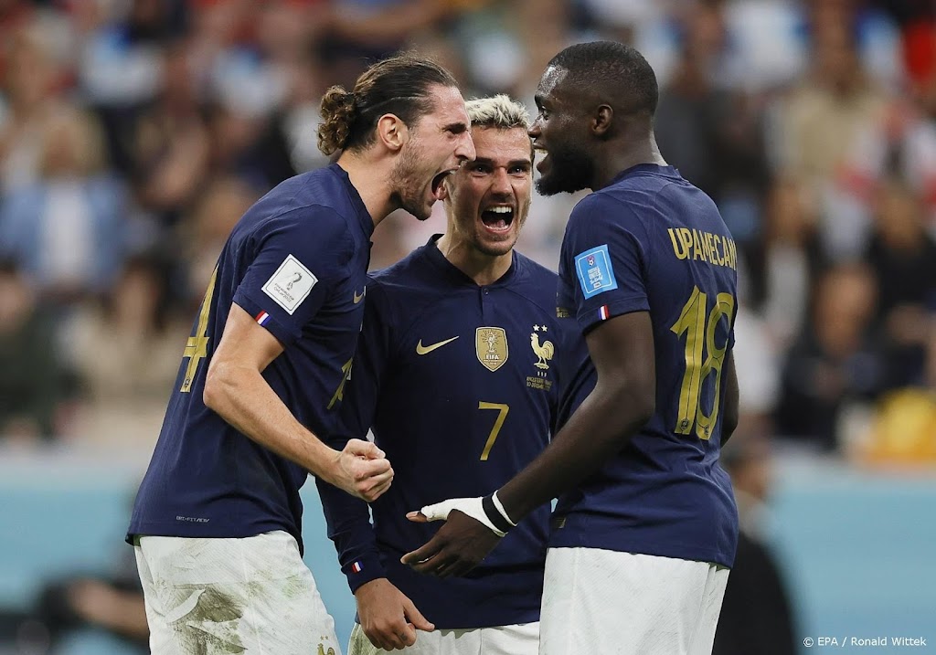 Rabiot en Upamecano trainen weer met Franse ploeg