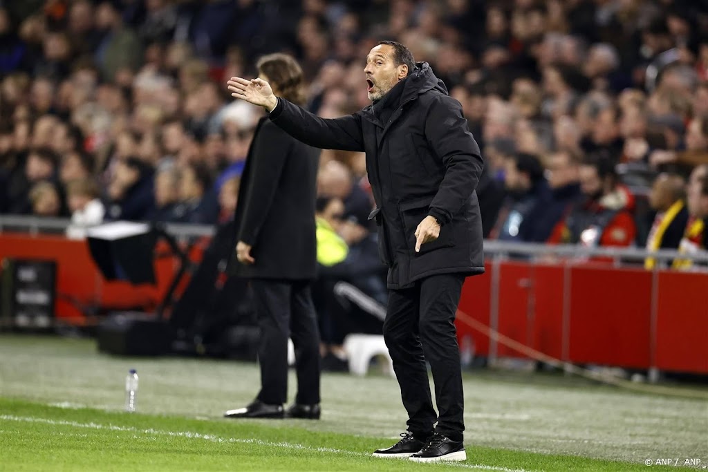 Trainer Van 't Schip: goed dat Ajax overwintert in Europa 