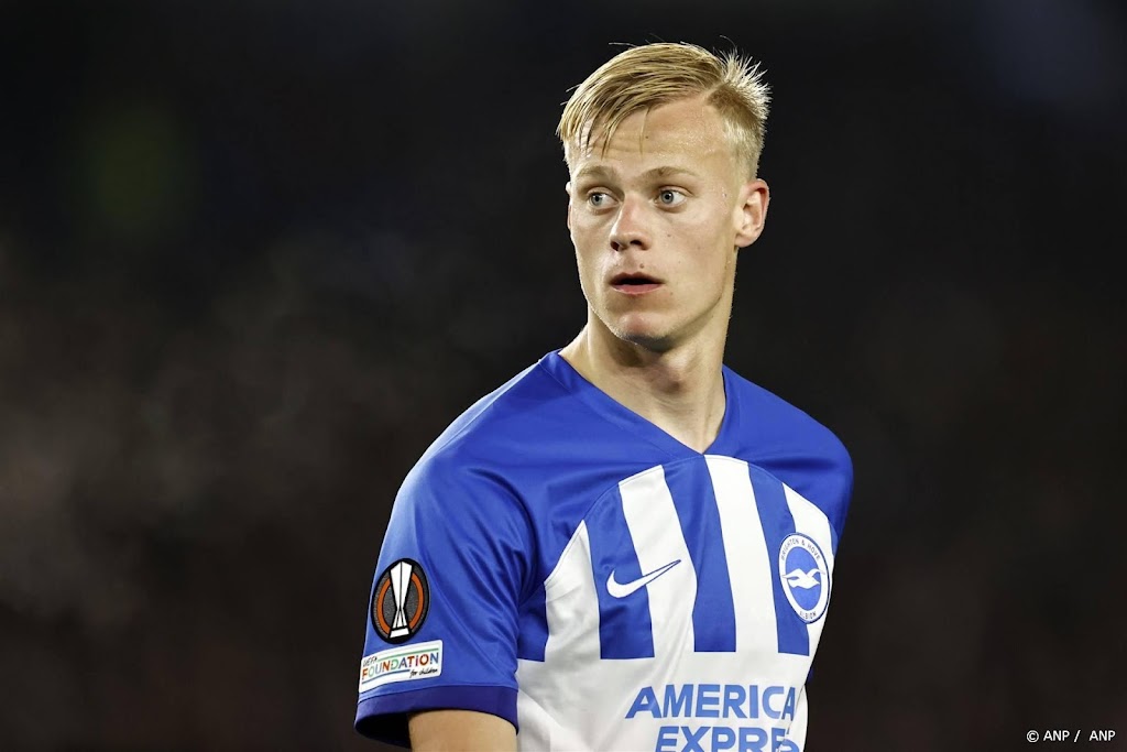 Nieuw contract voetballer Van Hecke bij Brighton & Hove Albion