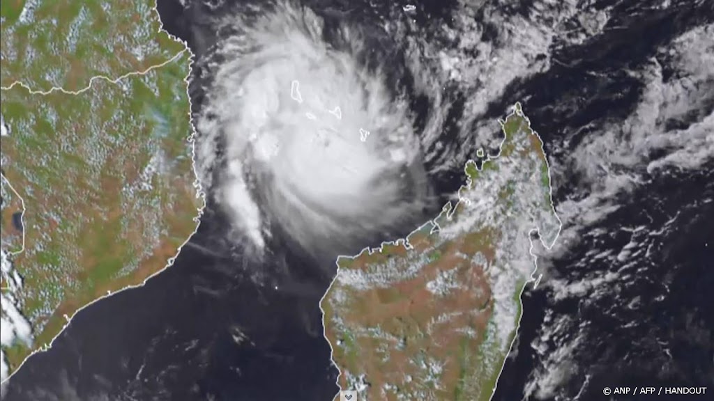 Doden door cycloon Chido in overzeese Franse gebied Mayotte