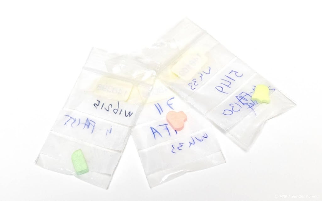 OM waarschuwt opnieuw voor medicijnen van 'online-nepapothekers'