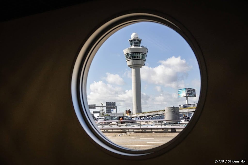 Bestuurder Schiphol vertrekt kort na aankondiging investeringen