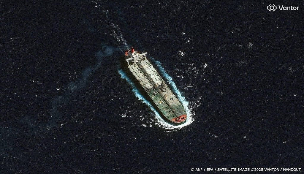 Tankers op weg naar Venezuela keren om na inbeslagname schip VS