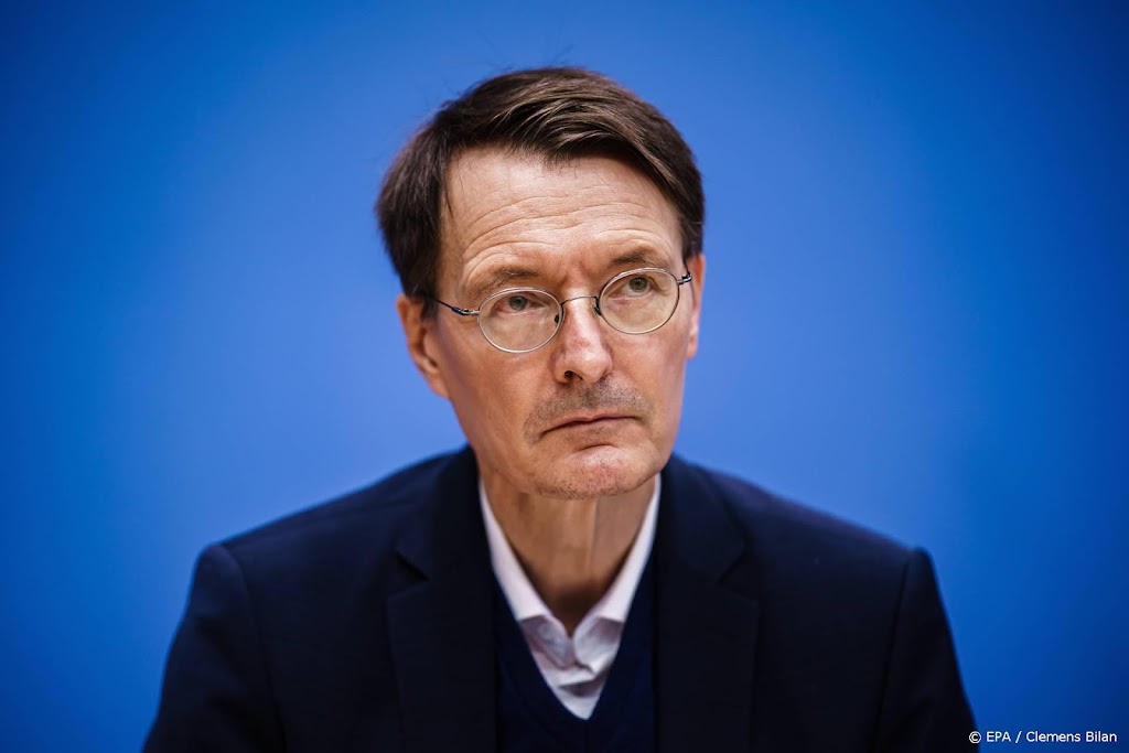 Duitse minister waarschuwt voor zware weken door coronagolf