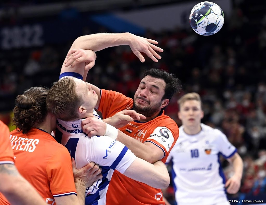 Handballers incasseren nipt verlies tegen IJsland op EK
