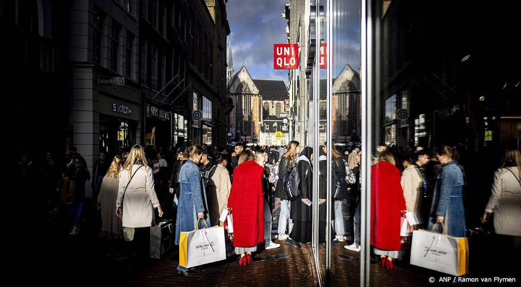 Onderzoek: grote drukte in winkelstraten na loslaten 1,5 meter 