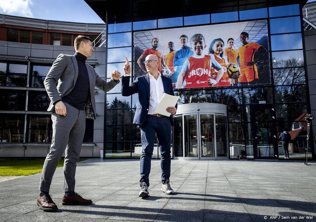 Meerdere profclubs bellen met spelersvakbond VVCS na gokcijfers