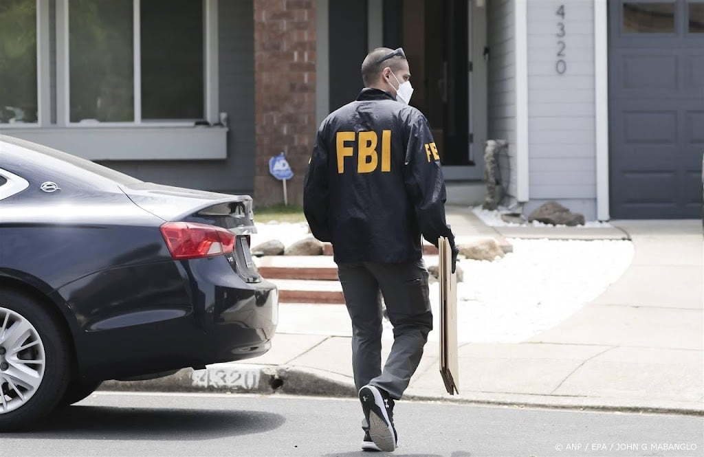 Bloomberg: gegevens van FBI-agenten buitgemaakt door hackers
