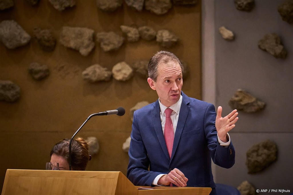 Van Hijum wil geen bandbreedte geven voor asielmigratie