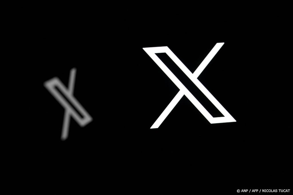 Duizenden gebruikers socialemediaplatform X klagen over storing