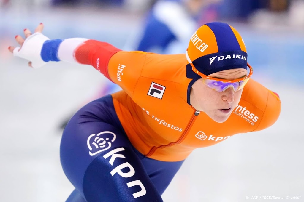 Schaatsster Wüst prolongeert wereldtitel op 1500 meter