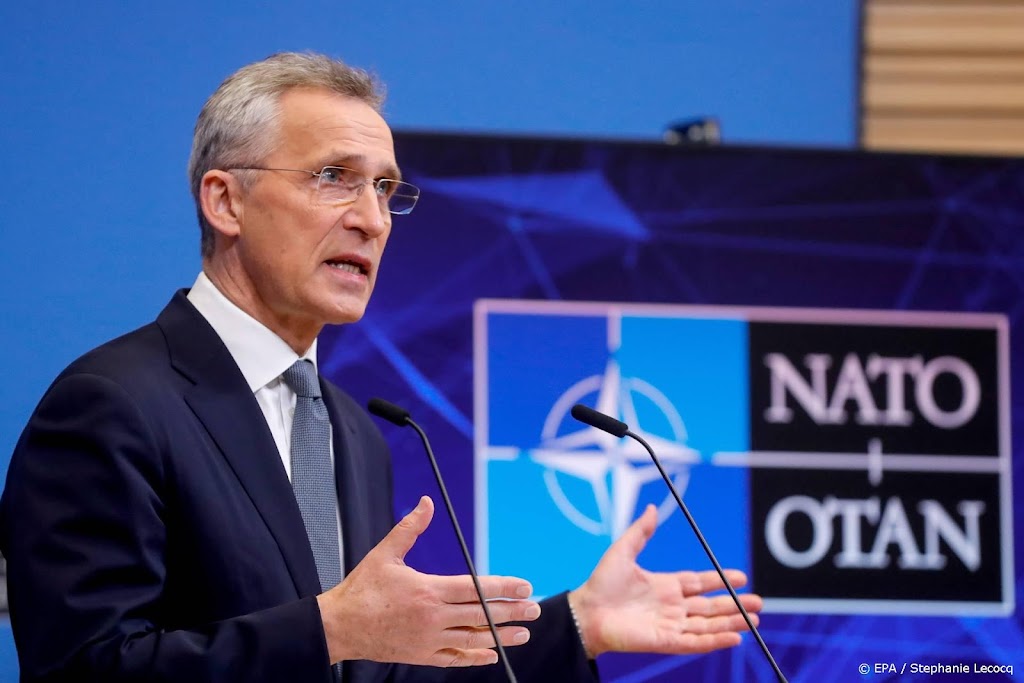 NAVO-chef ziet Russische troepenopbouw juist doorgaan