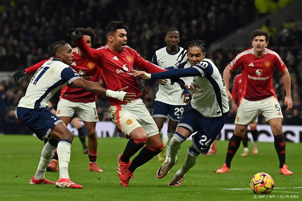 Tottenham Hotspur drukt Manchester United naar vijftiende plek
