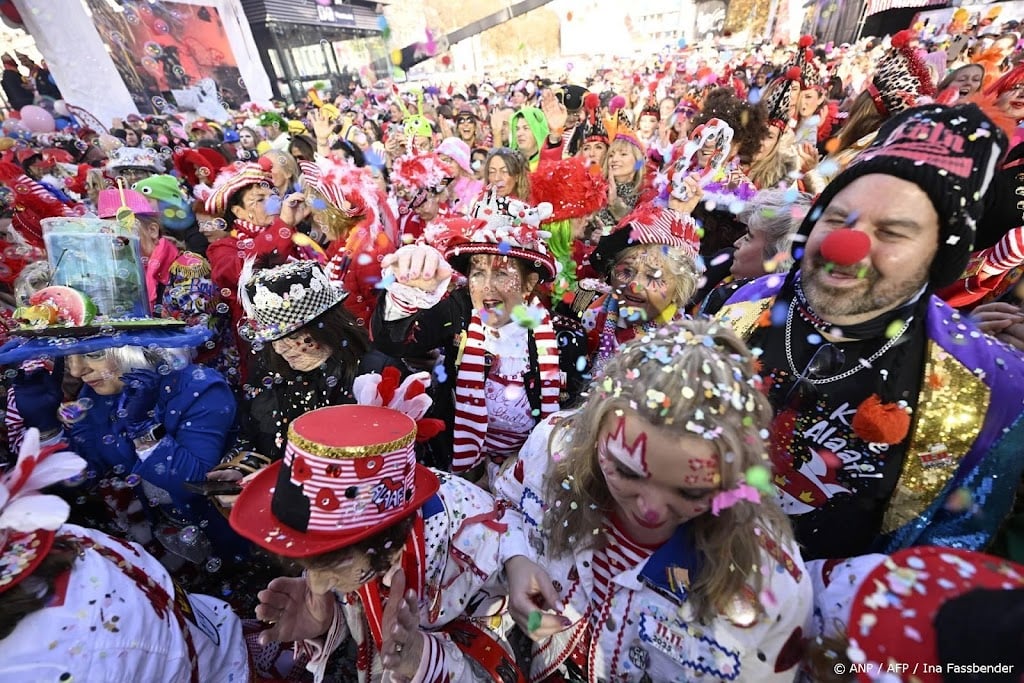Tientallen Duitse carnavalsvierders getroffen door pepperspray