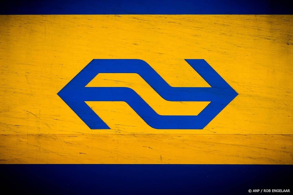 Trein ontruimd bij Woerden na brand, oorzaak onbekend