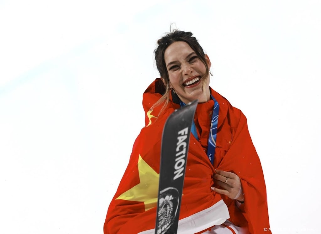 Freestyleskiester Gu moet genoegen nemen met zilver op big air