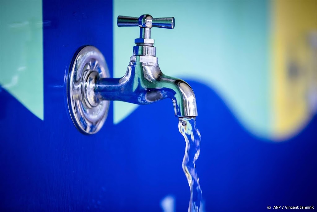 Instituut: fleswater zit ontwikkeling leidingwater in de weg