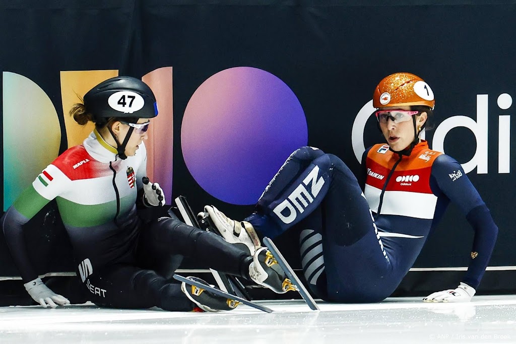 Titelverdedigster Schulting loopt na val finale op 1500 meter mis