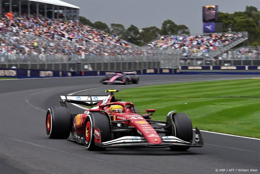 Hamilton worstelt met Ferrari: auto wil telkens muur inrijden