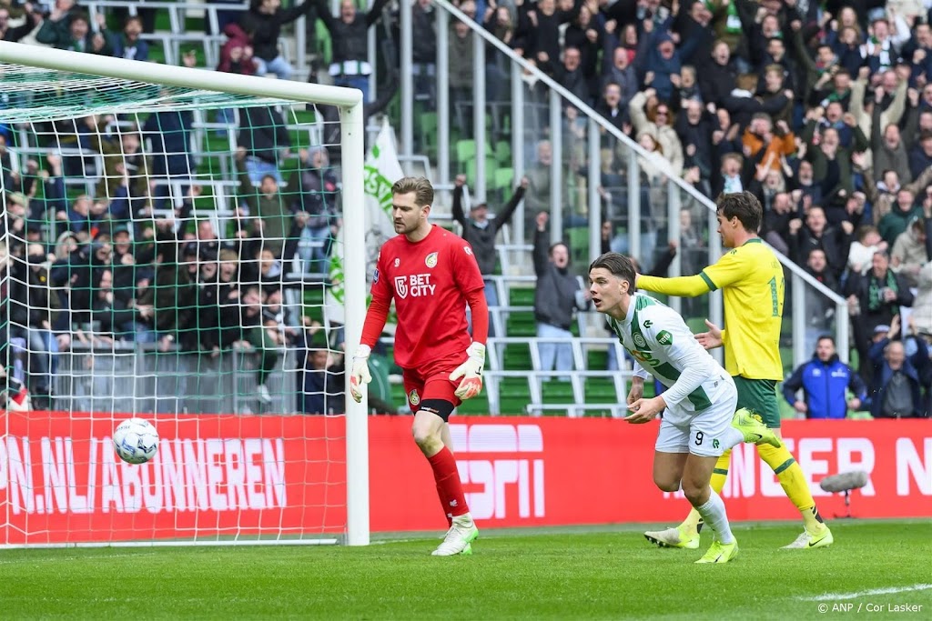 Willumsson schiet FC Groningen kort voor tijd langs Fortuna 
