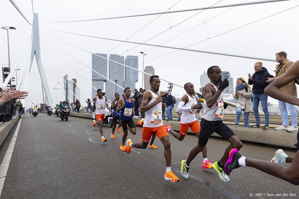 Belg Abdi voor tweede keer de snelste in marathon van Rotterdam