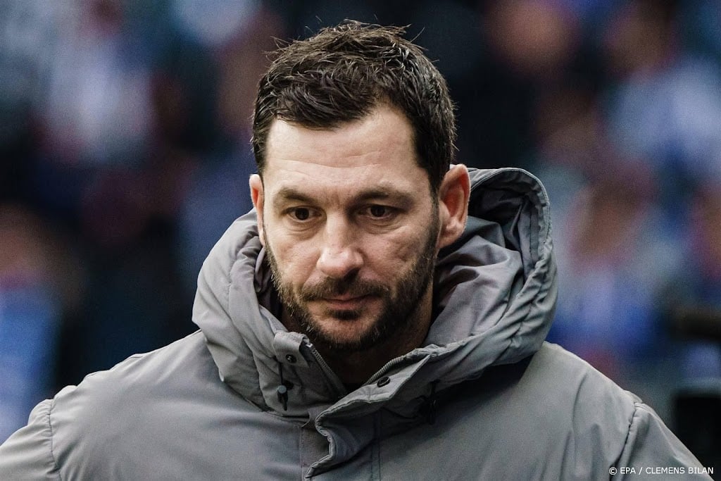 Hertha BSC stuurt trainer Schwarz weg na ruime nederlaag
