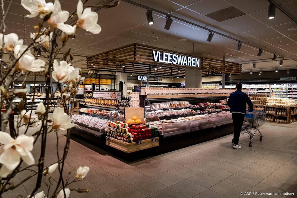 Albert Heijn komt met uitstoot op producten en met runderkipgehakt