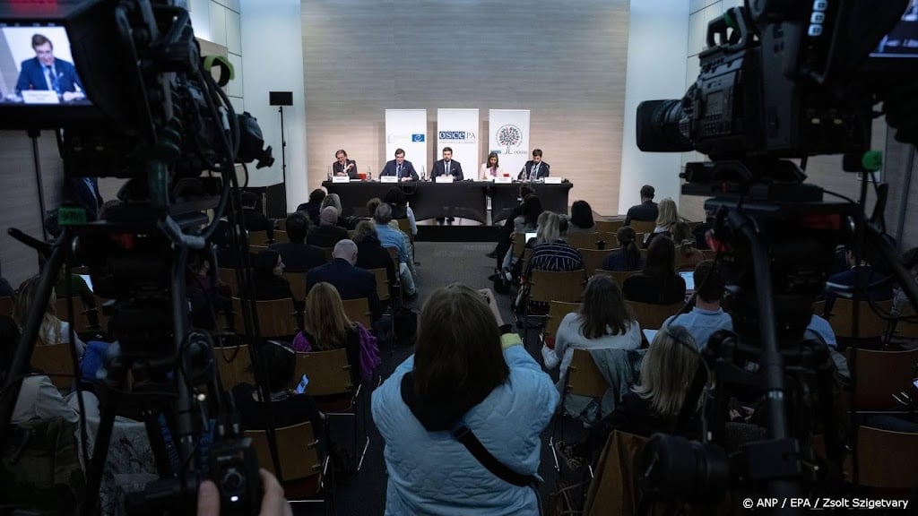 Medewerkers Hongaars persbureau in verzet na nederlaag Orbán