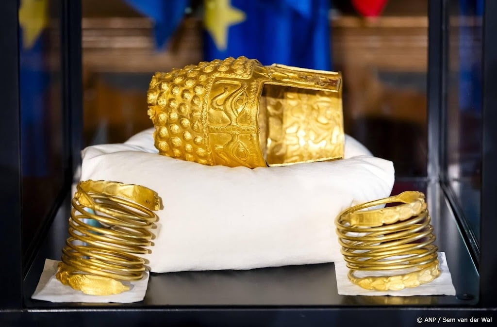 Gestolen helm volgende week weer te zien in Roemeens museum