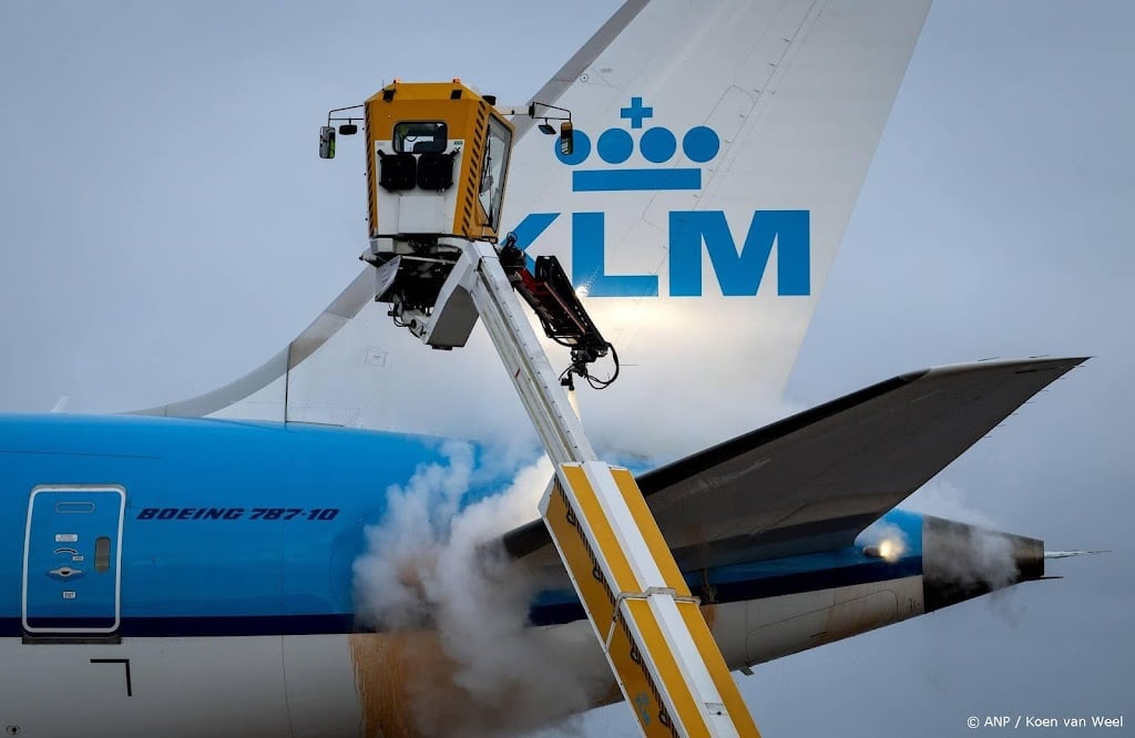 KLM schrapt 160 vluchten op Schiphol om gestegen kerosineprijs