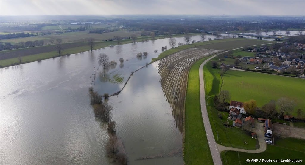 Waterschappen blij met aandacht voor veilige dijken en zoet water